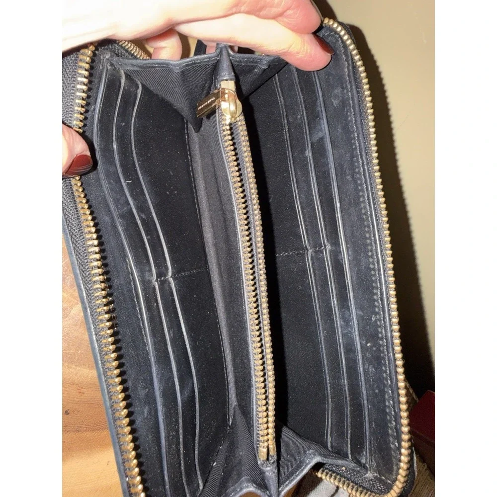 Tory Burch Black Kira Chevron‎ Zip Continental Wallet/Card Holder Long